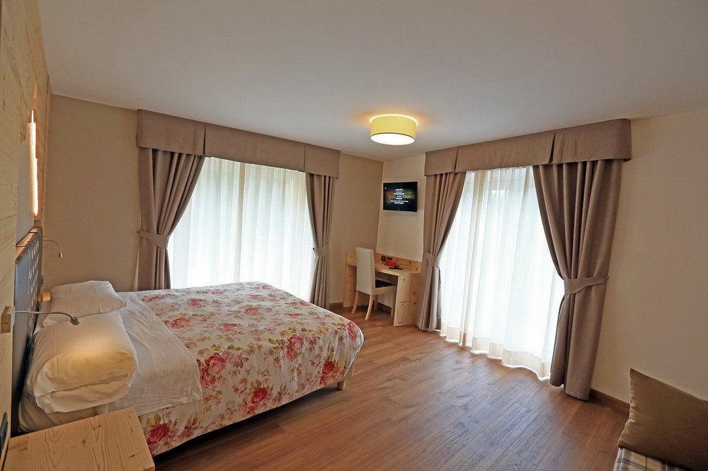 Hotel San Giovanni Віго-ді-Фасса Екстер'єр фото