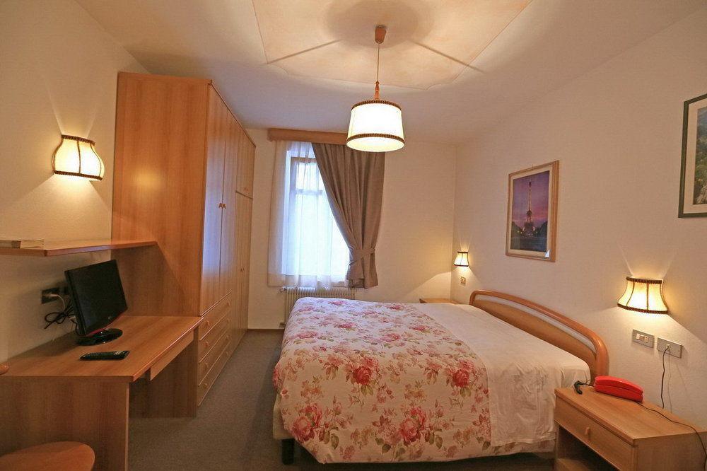 Hotel San Giovanni Віго-ді-Фасса Екстер'єр фото